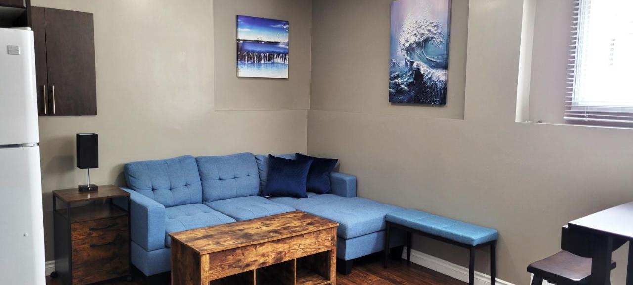 Blue Wave 2 Bedroom Suite Saskatoon Eksteriør billede