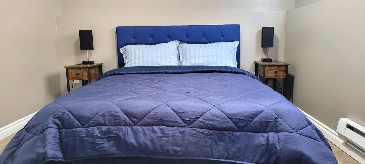 Blue Wave 2 Bedroom Suite Saskatoon Eksteriør billede