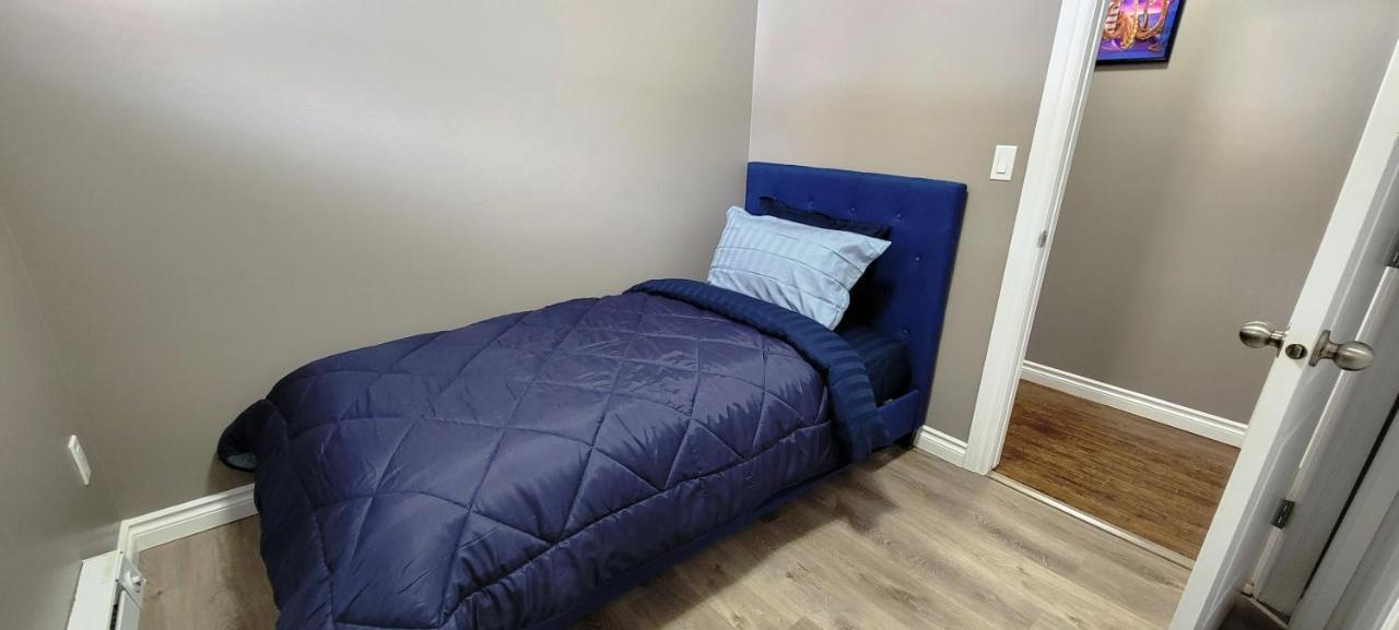 Blue Wave 2 Bedroom Suite Saskatoon Eksteriør billede